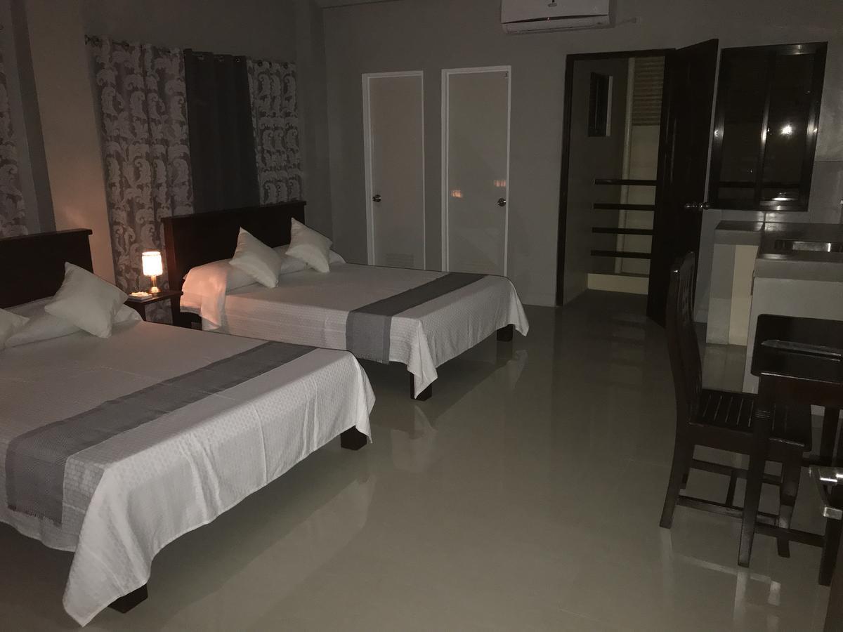 Reddoorz El Senor Jesus Apartelle Vigan Ilocos Hotel Kültér fotó