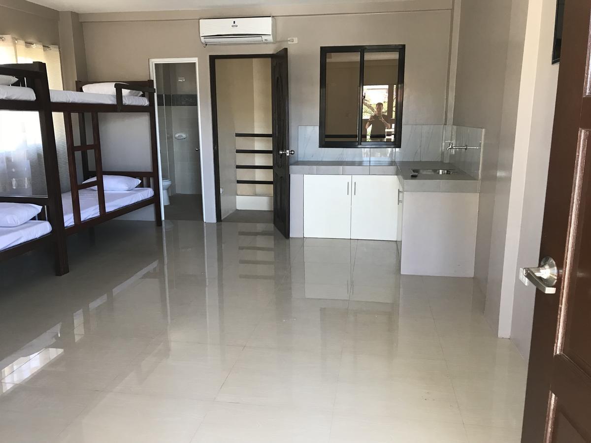 Reddoorz El Senor Jesus Apartelle Vigan Ilocos Hotel Kültér fotó