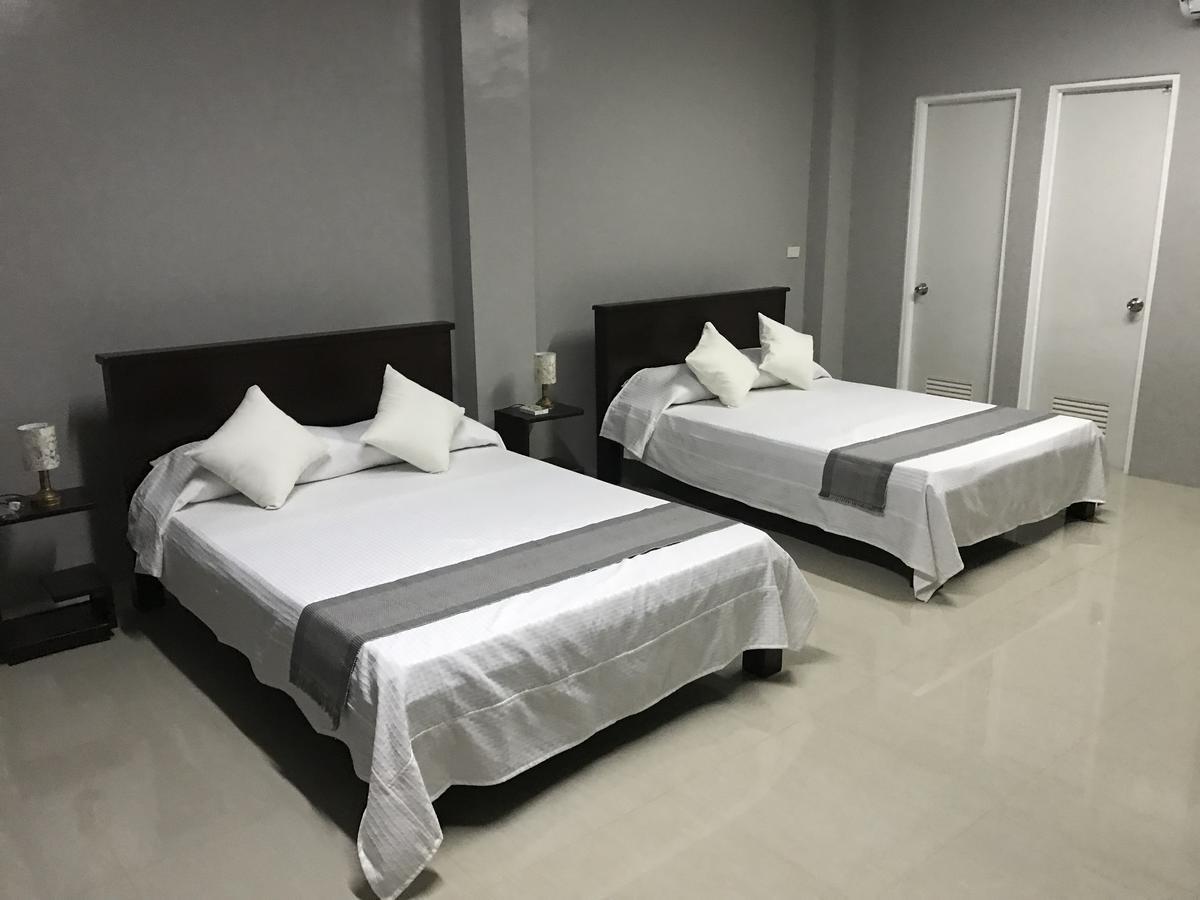 Reddoorz El Senor Jesus Apartelle Vigan Ilocos Hotel Kültér fotó