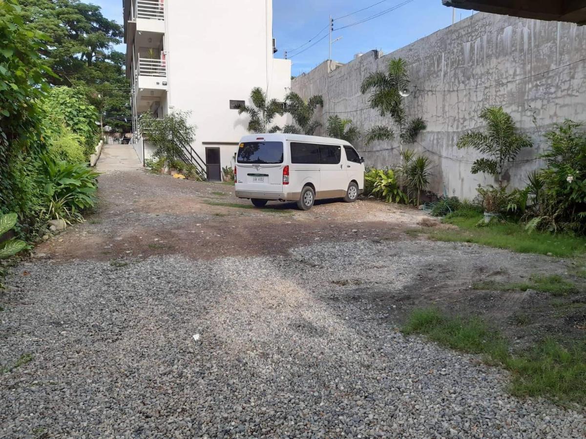 Reddoorz El Senor Jesus Apartelle Vigan Ilocos Hotel Kültér fotó